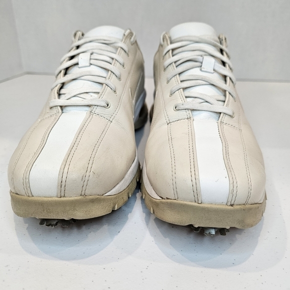 Nike Golf Shoe Women's Size 9 Tan White Sporty Lace Up Athletic Leather - Picture 4 of 6